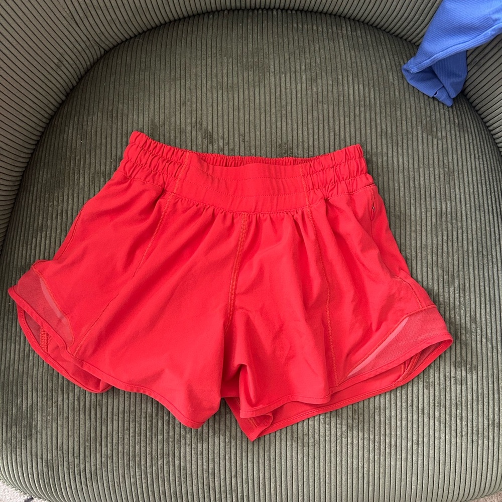 Lululemon Hotty Hot shorts